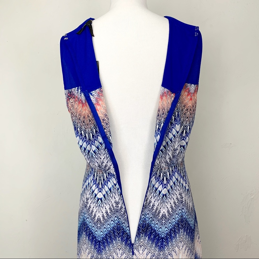 BCBGMaxAzria ZigZag Chevron Print Sleeveless Dress - Picture 6 of 8